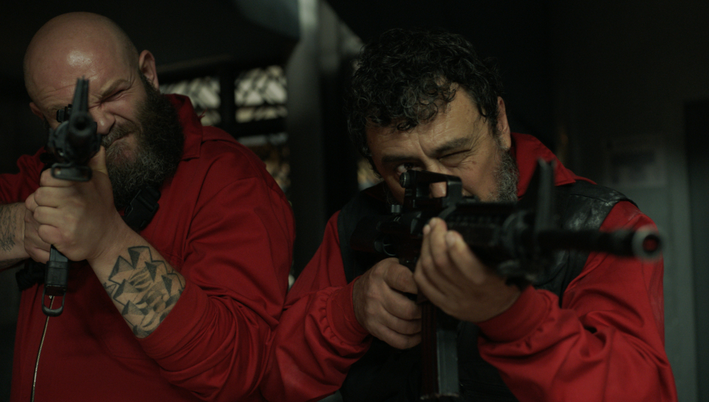 Paco Tous and Darko Peric in La casa de papel (2017)