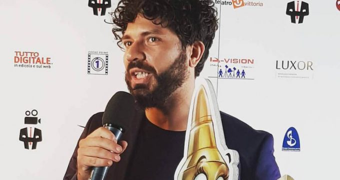 Daniele Esposito es el autor de A little Bullet, proyecto con mención especial en 5th Pitchbox